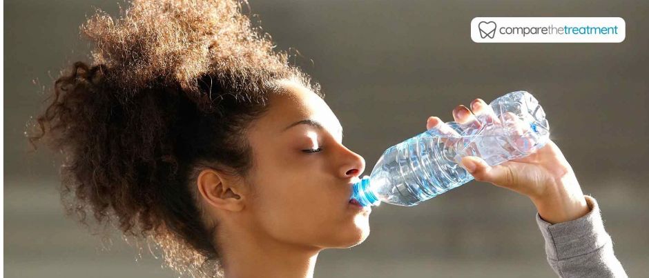 can-bottled-water-cause-cavities-comparethetreatment